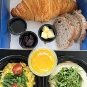 Medusa Breakfast Box