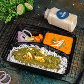 Dilli ke Rajma Chawal layered with Palak Paneer & drink
