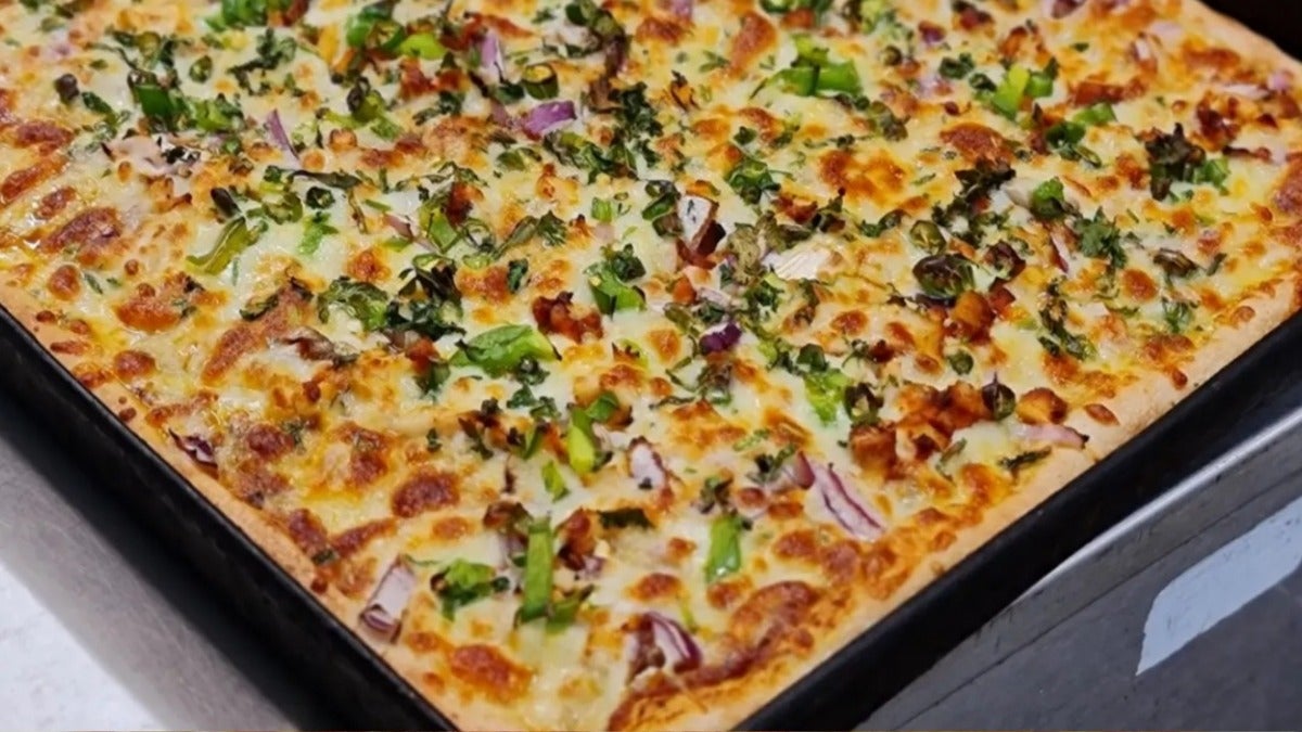 Keema Daal Pizza