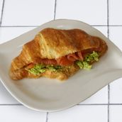 Croissant With Avocado And Salmon