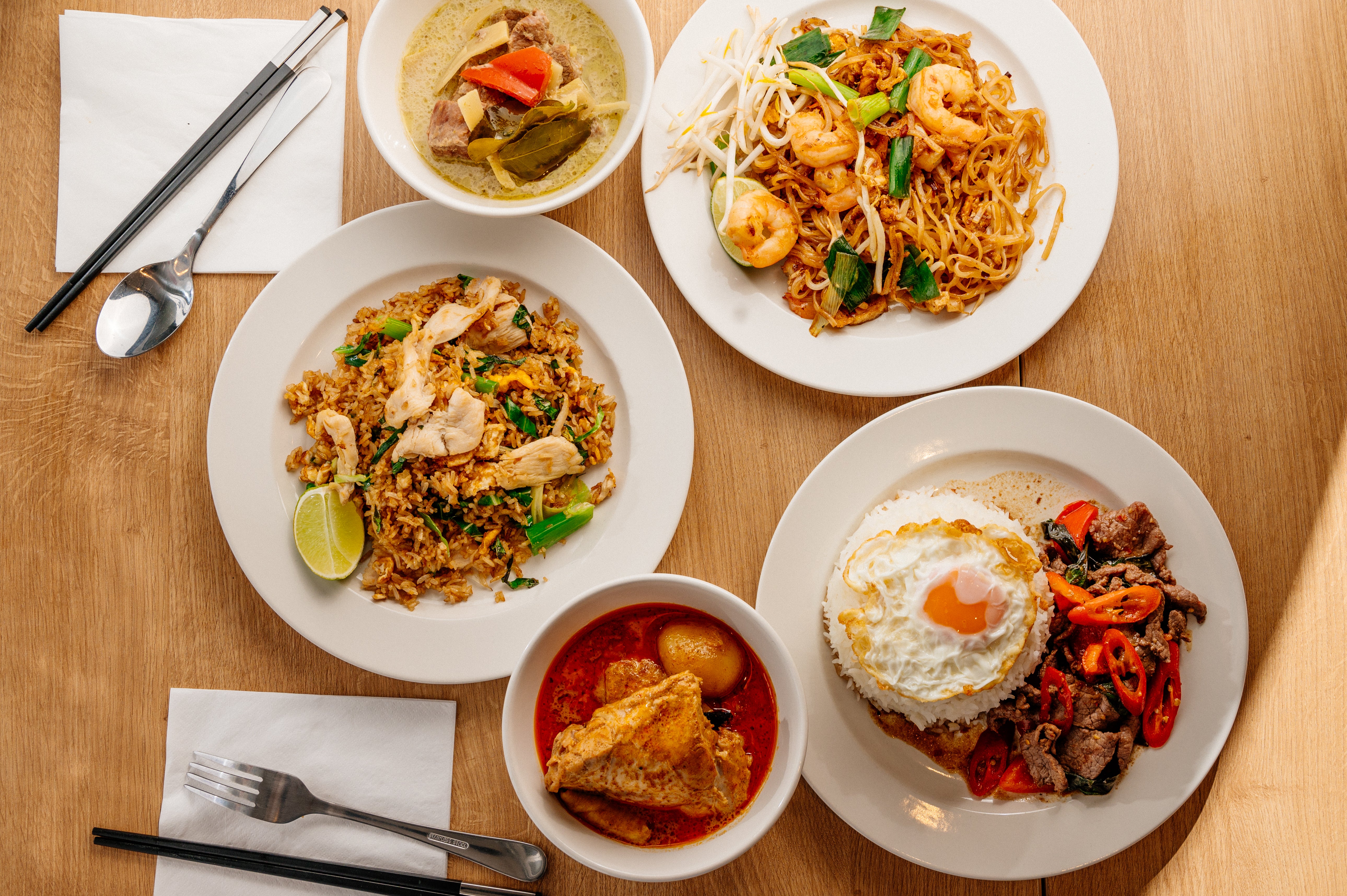 Kub Kao Thai