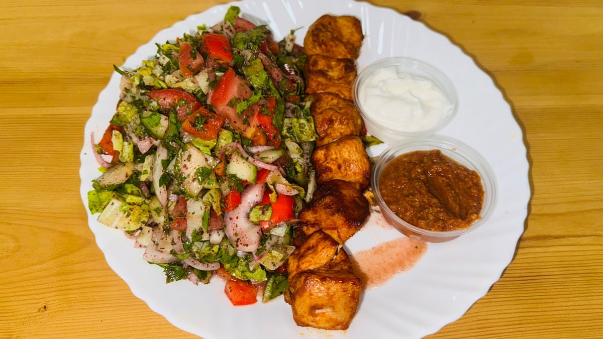 Shish Taouk (Chicken) + Salad