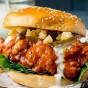 BUFFALO CHICKEN BURGER