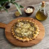Medium Cheese And Thyme Manouche