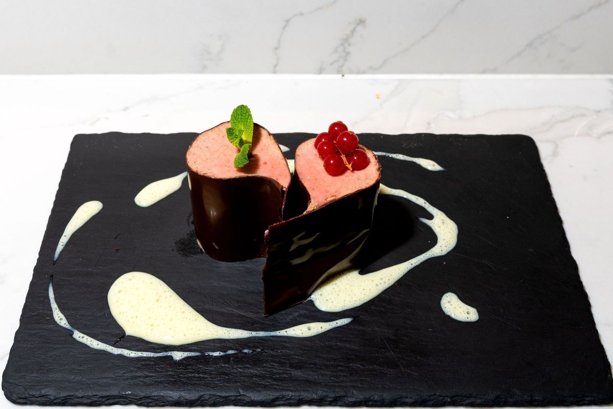  Passion Heart Mousse