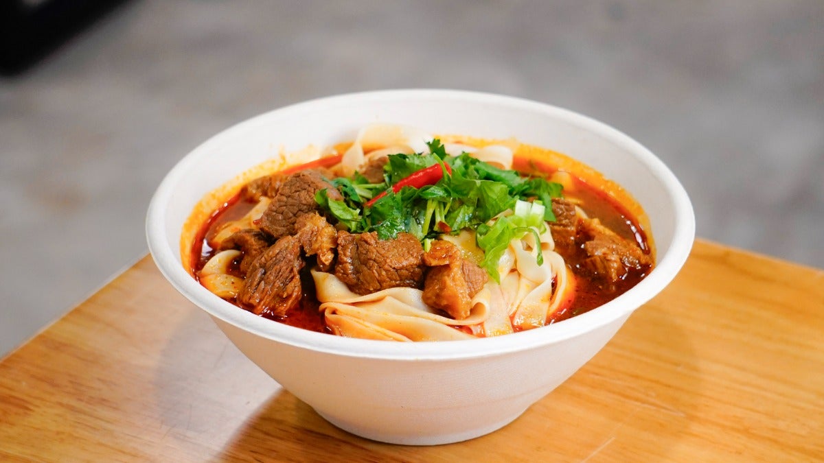 Classic Braised Beef Noodles 经典红烧牛肉面
