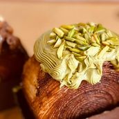 Pistacho Crossaint Roll