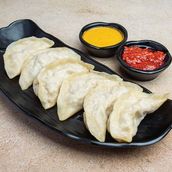 CHICKEN STEAM MOMOS