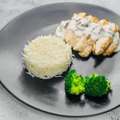 Creamy Chicken Mushroom with rice 200gm