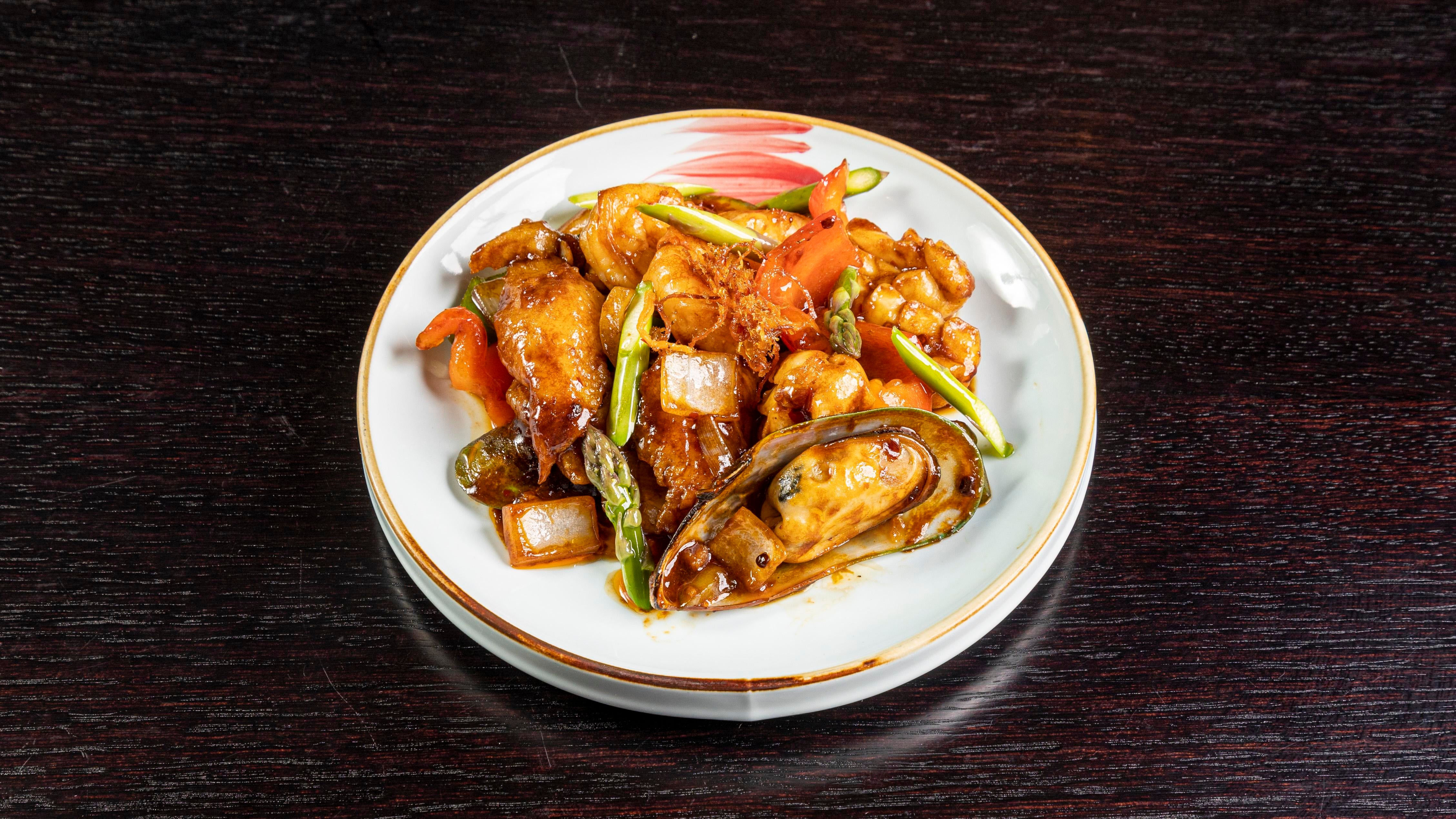 Seafood, Asparagus in XO Sauce  XO醬海鮮
