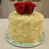 The White Rose Cake With Flower