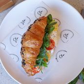 Burrata Croissant