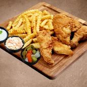 Broasted And Crispy Meal 8 Pcs