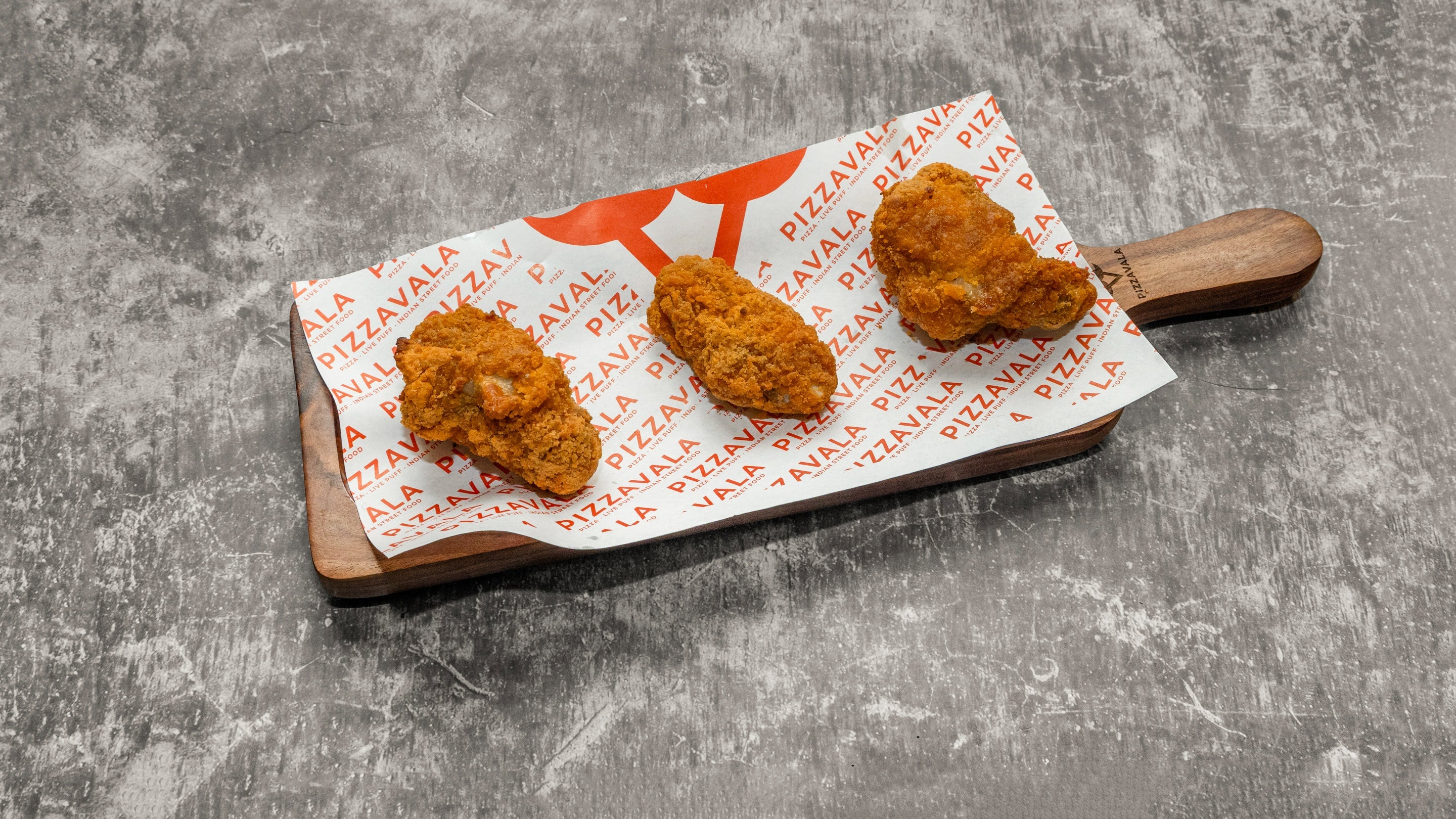 Hot Chicken Wings (6 Pcs)