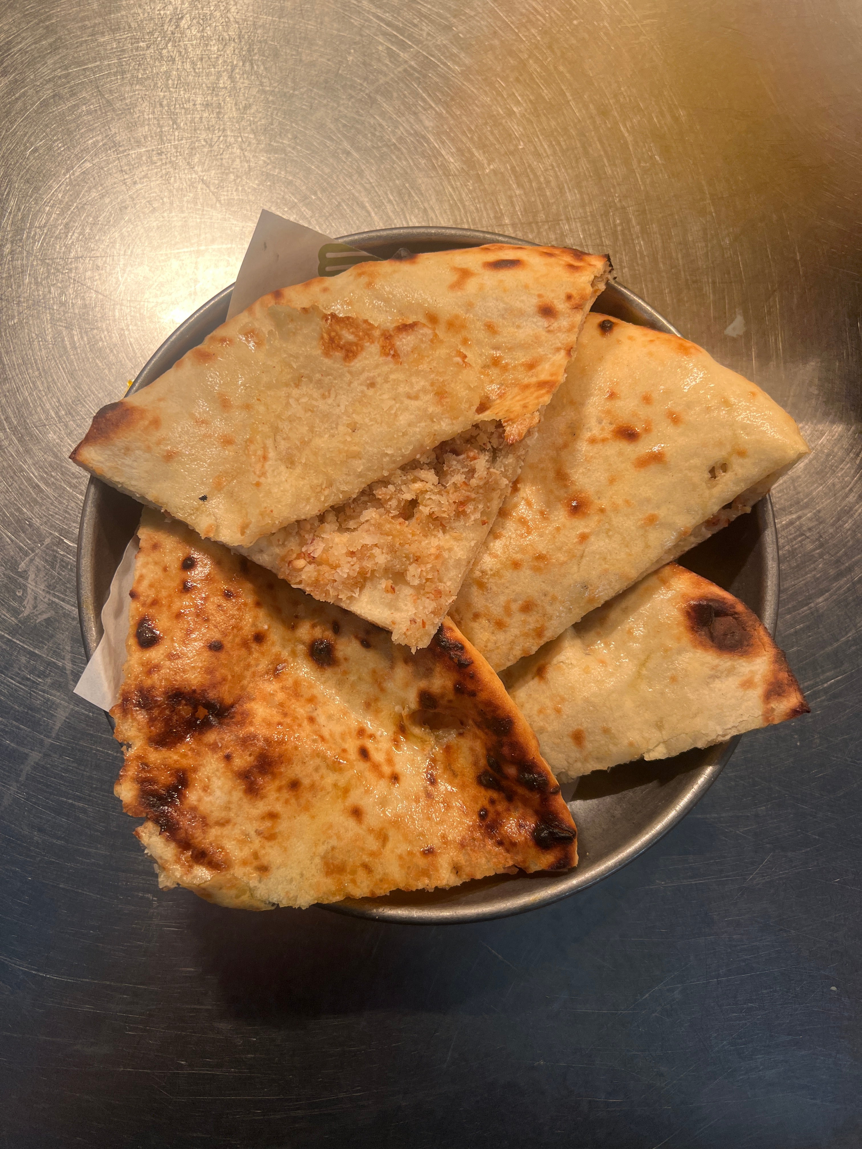 Peshawari stuffed Naan