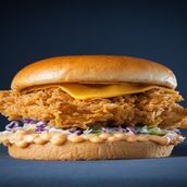 TASTY CAJUN CHICKEN BURGER