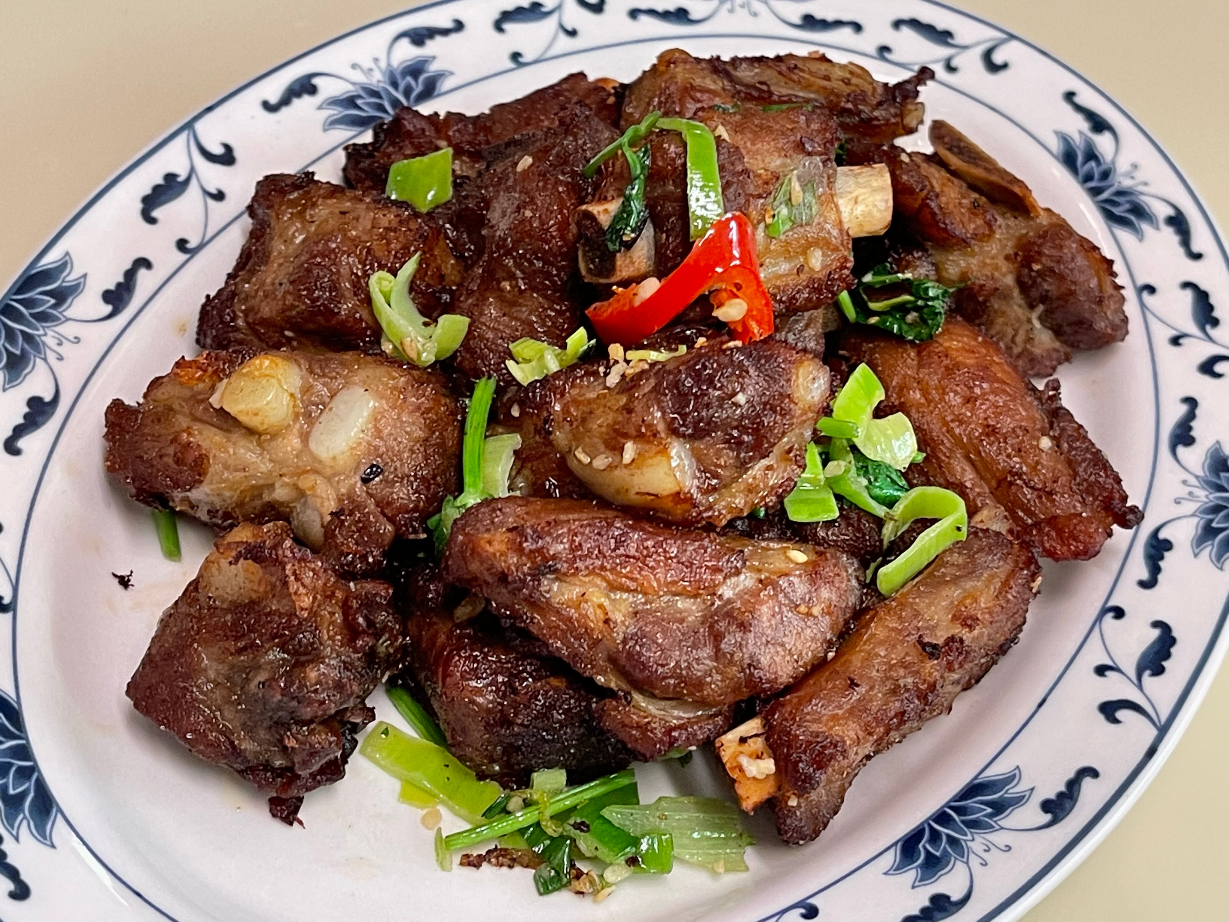 Salt & Pepper Short Ribs 椒鹽排骨