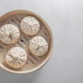 STEAMED CHICKEN BAOS  