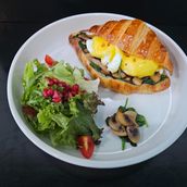 Florentine Croissant