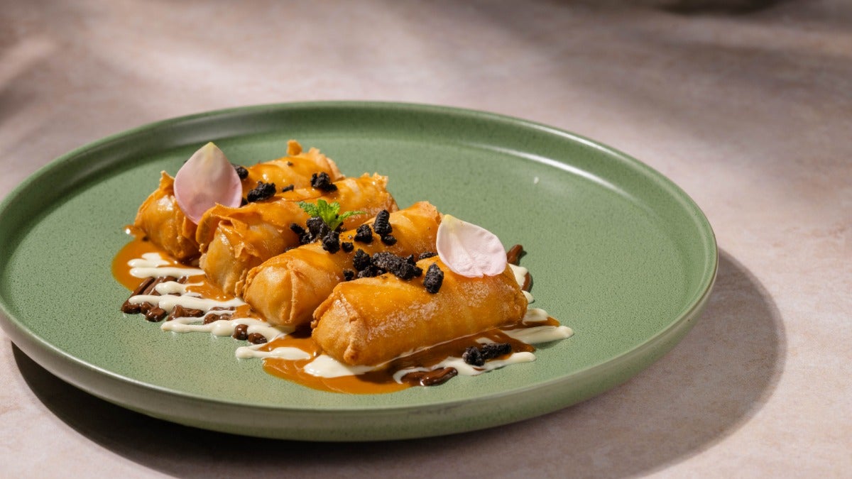 Mango sticky rice rolls