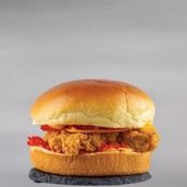 Chicken Burger With Cheetos