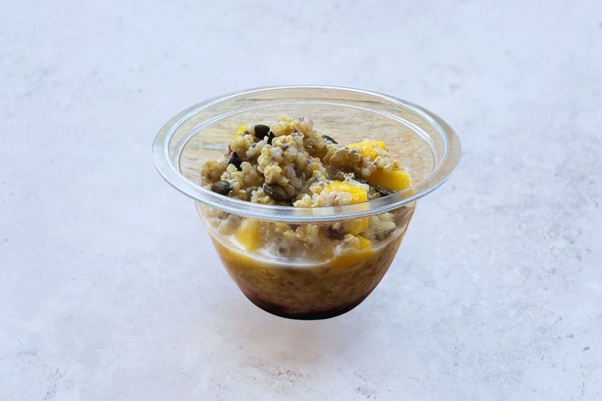 Berry Overnight Quinoa With Mango Chunks