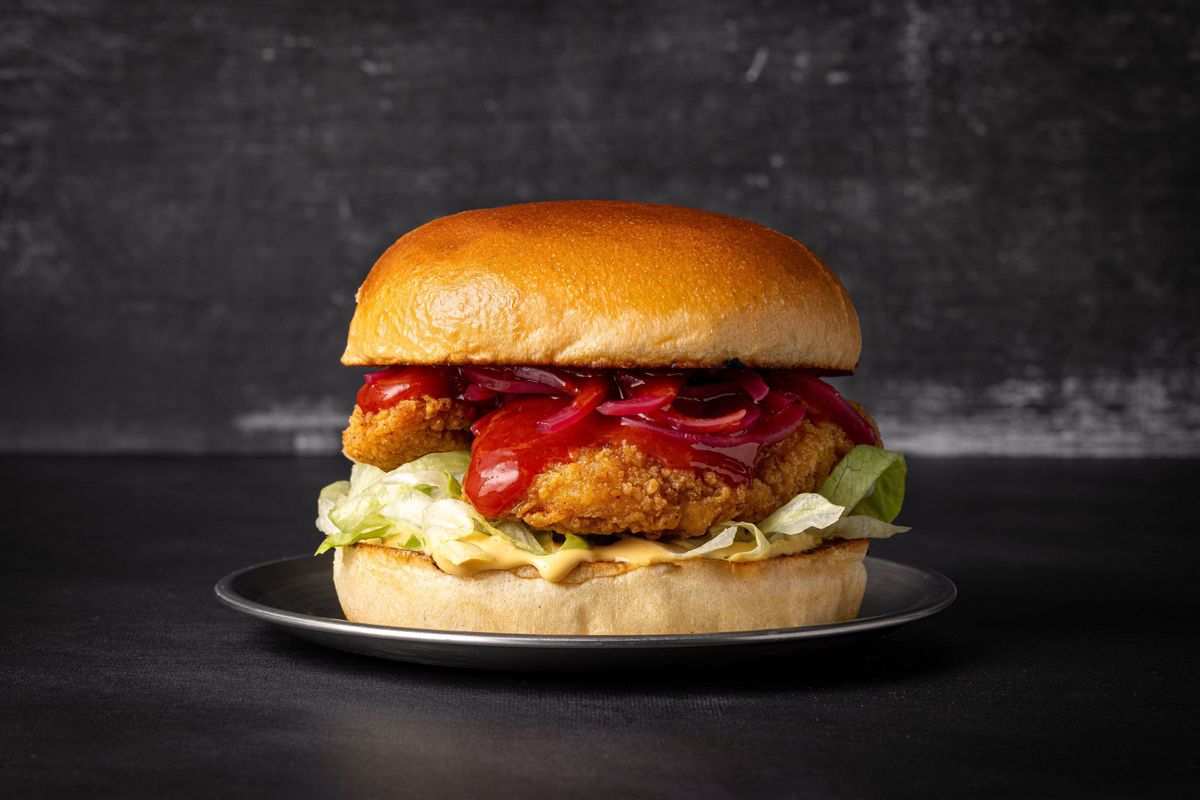 Hot Jang Chicken Burger