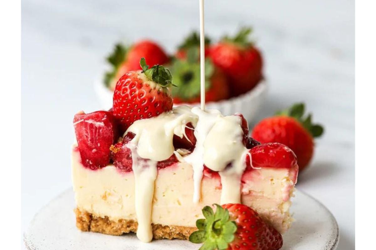Strawberry & White Cheescake