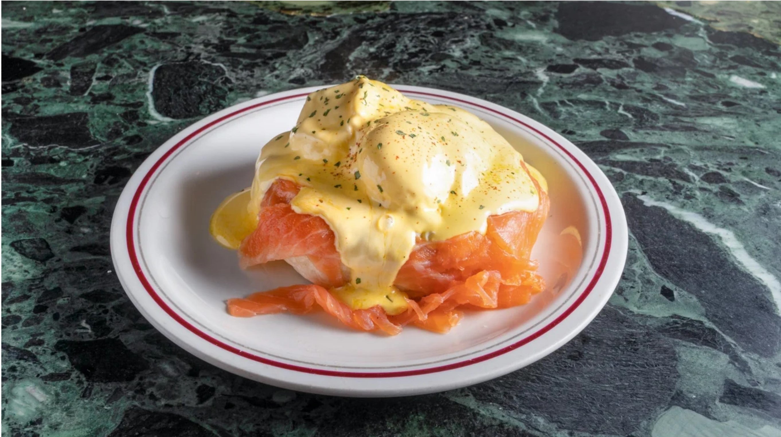 Eggs Royale (Smoked Salmon)