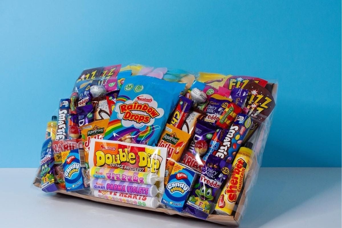 Mega RetroHamper