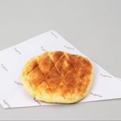 Khameer Bread With Shrimp