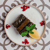 Stuffed Vine Leaves (6 PCS)