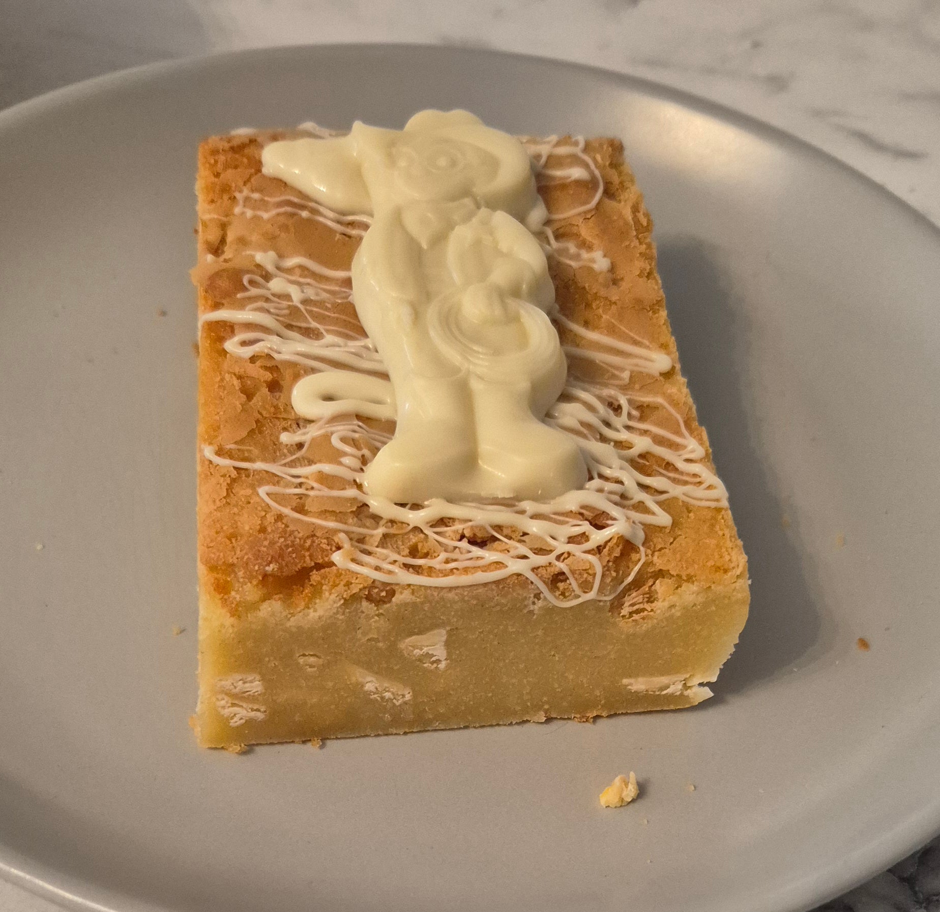 Milkybar and white chocolate blondies