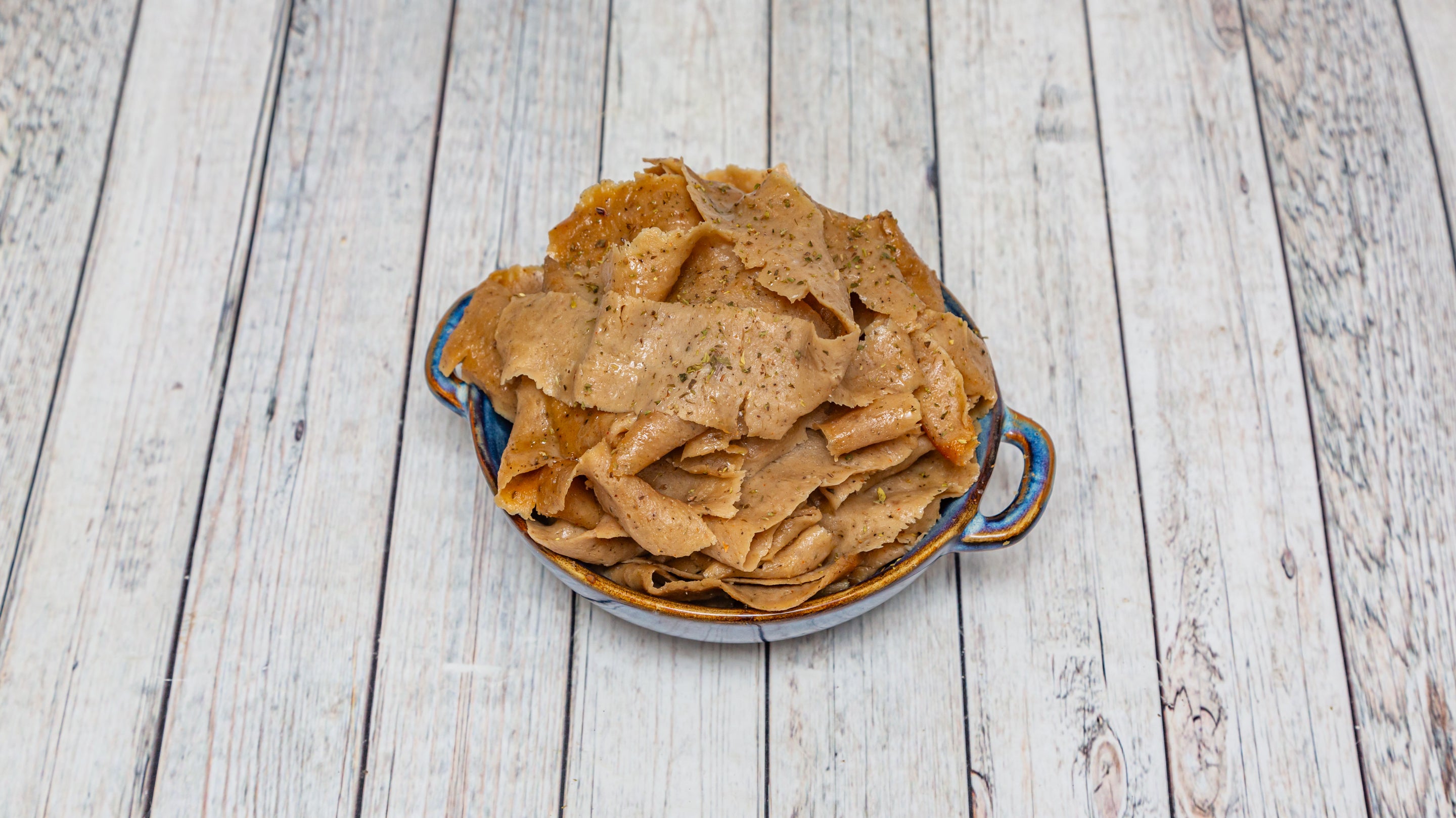 Doner meat in tray