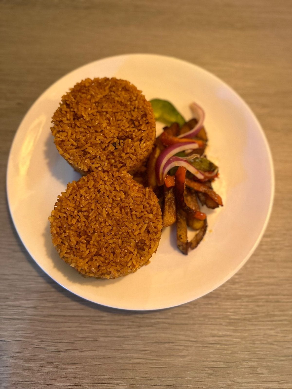 Vegetarian Chicken with Jollof Rice