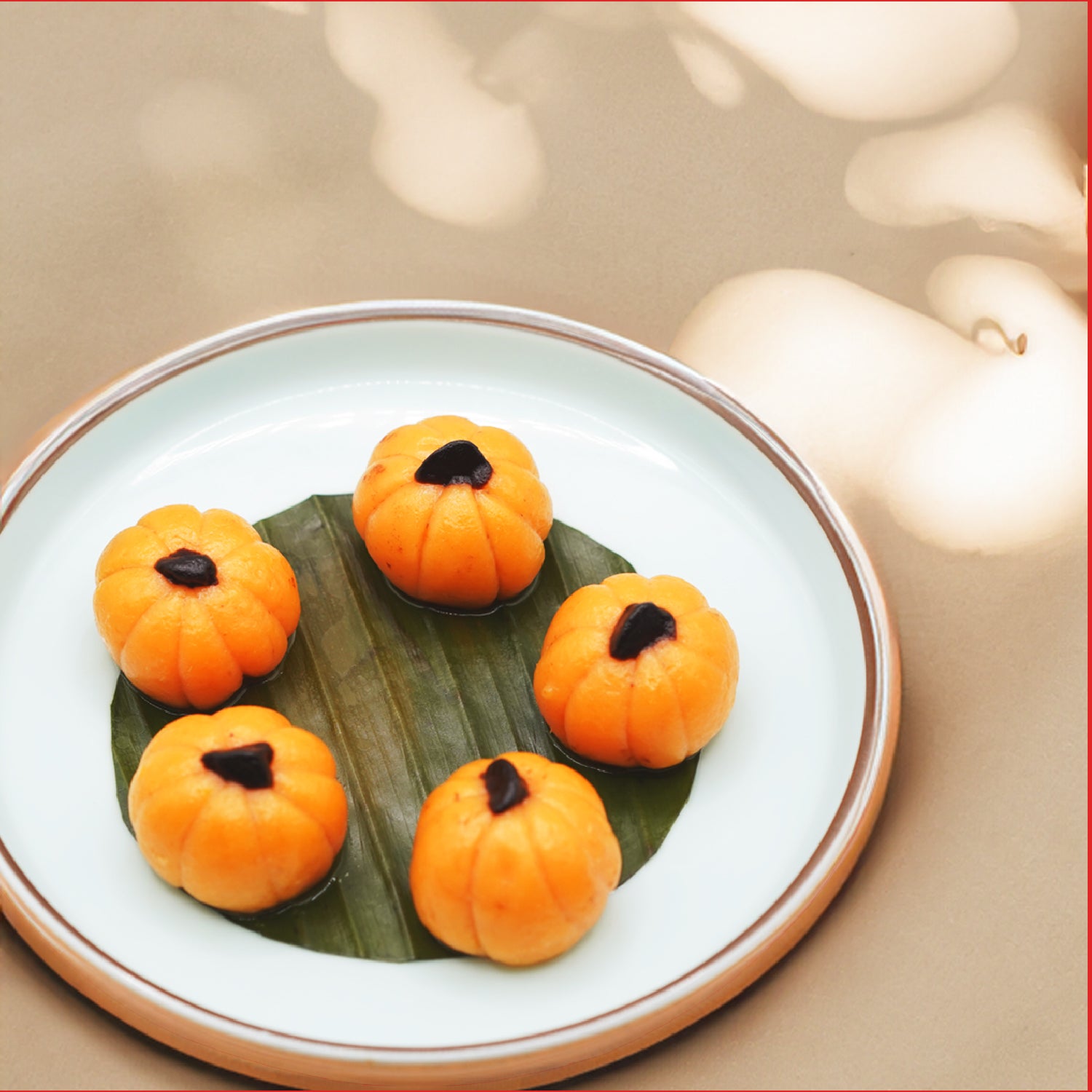 Steamed Sticky Pumpkin Cake (糯心南瓜糕)