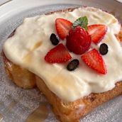 Honey and cream cake
