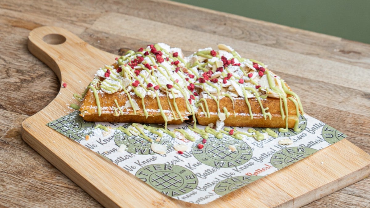 The Pistachio & Almond Croiffle (V) (GF) 🥐