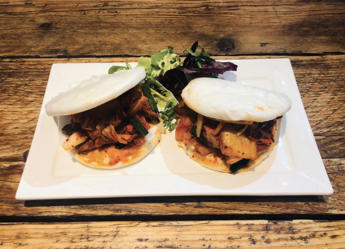 Two Kimchi and Pork Bao 泡菜猪肉夹馍