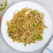 CHICKEN NOODLES