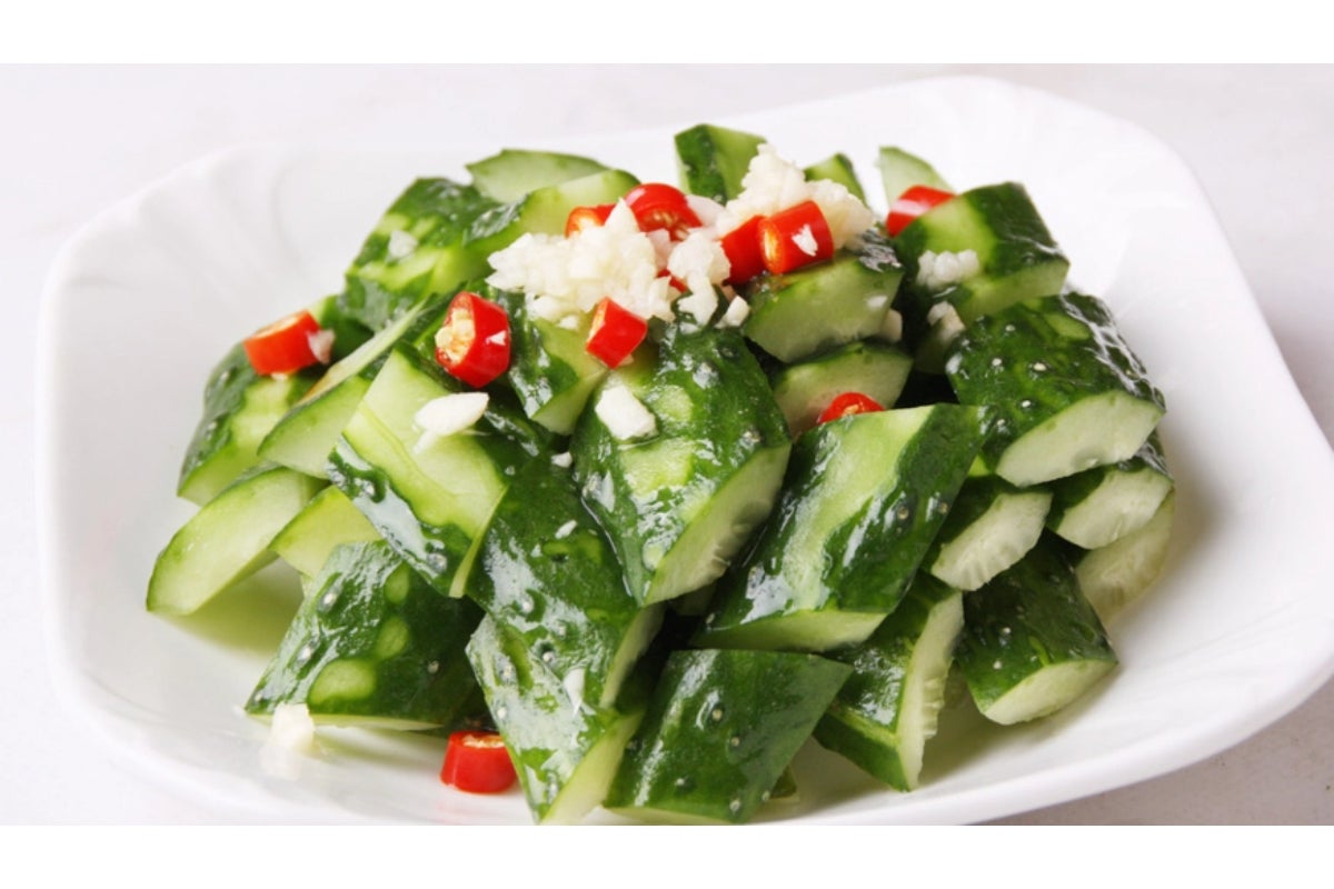 Smashed Cucumber with Garlic Sauce 蒜泥拍黄瓜 #026