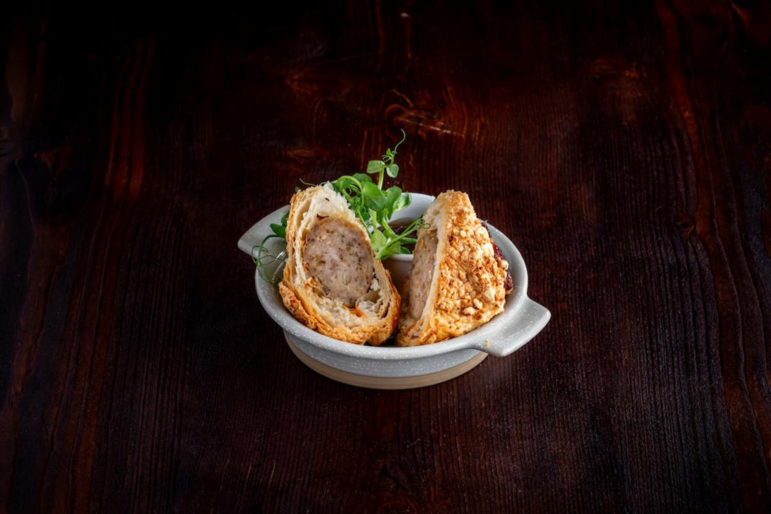 PORK & DOUBLE GLOUCESTER SAUSAGE ROLL