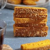 Ogaily Dry Cake