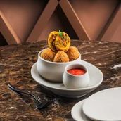 Crispy Pakora Balls (5 pcs)