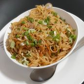Vegetables Hakka Noodles