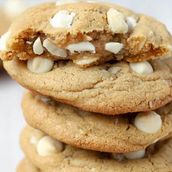 Macadamia Cookies