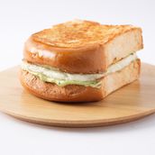 Grilled Halloumi Brioche Bread