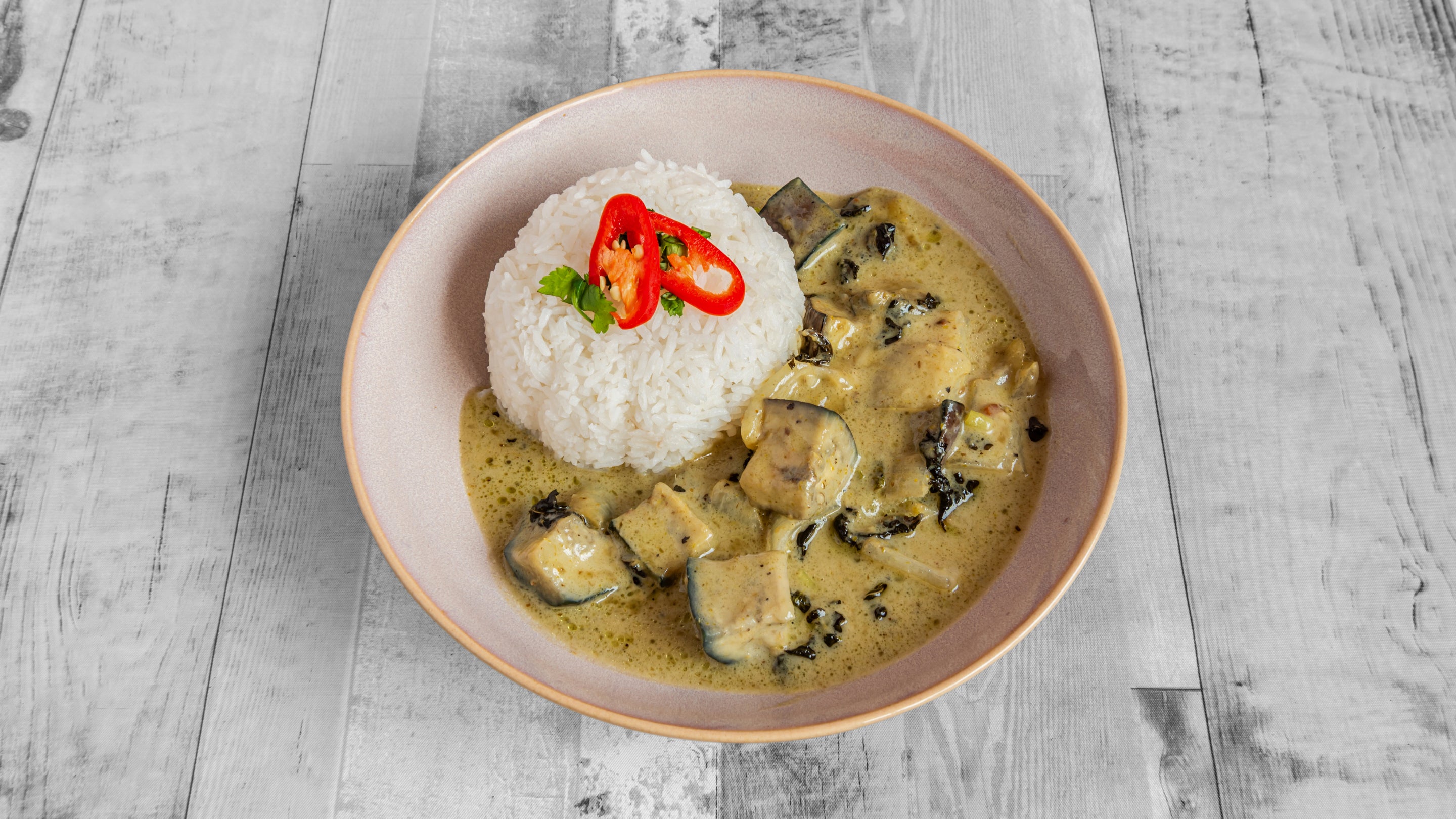 Aubergine Green Curry �� Vegan
