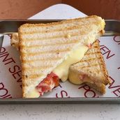 Cheese And Tomato 