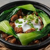 Beef With Pickle Claypot Rice 榨菜牛肉煲仔饭